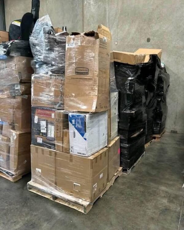FB_IMG_1751376408689 Amazon pallets