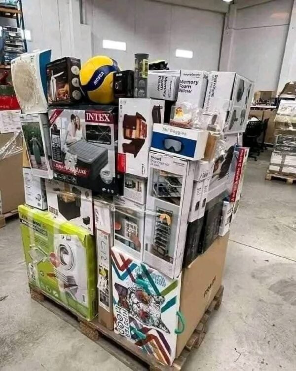 FB_IMG_1754559988382 Electronics pallets