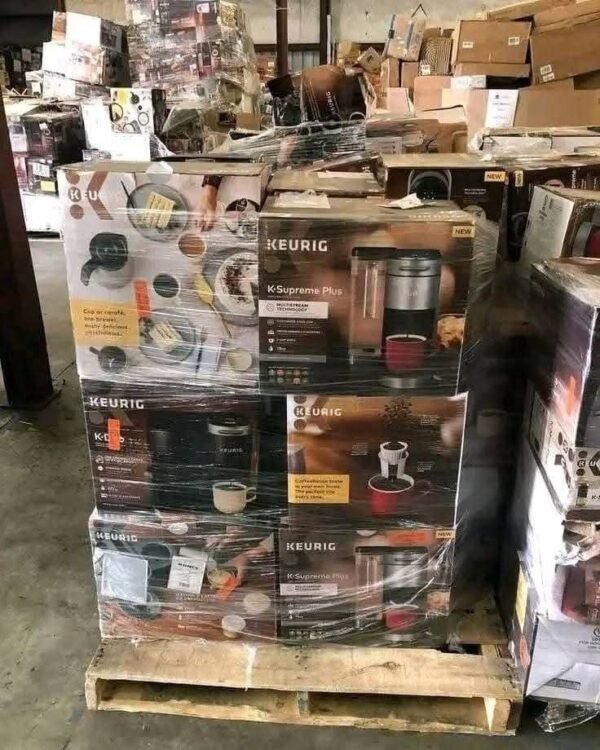 FB_IMG_1754559992389 Electronics pallets