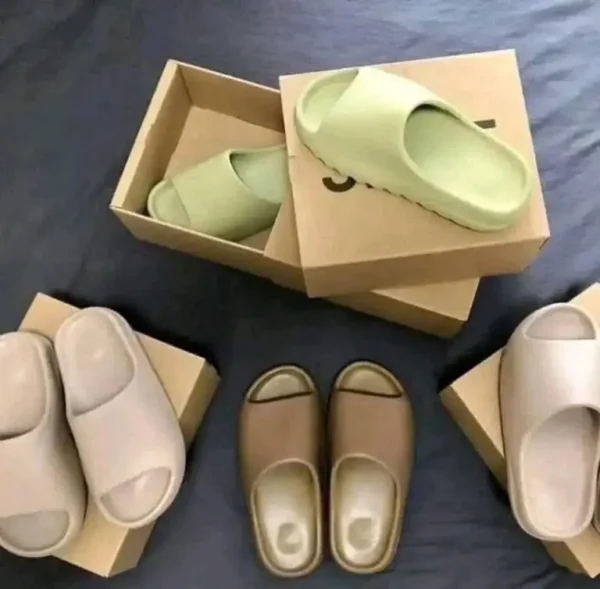 photo_4_2025-10-02_08-54-37-768x754-1 Yeezy Slides Pallet