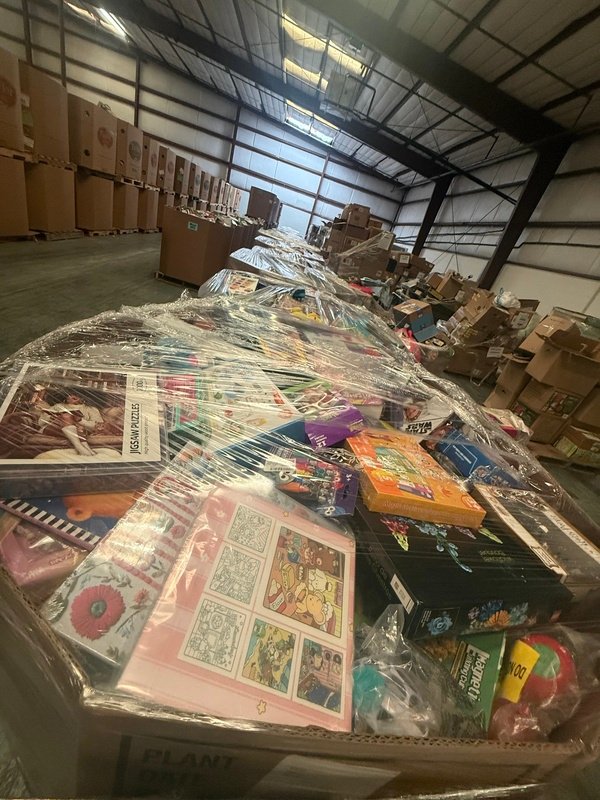 TOYS Truckload