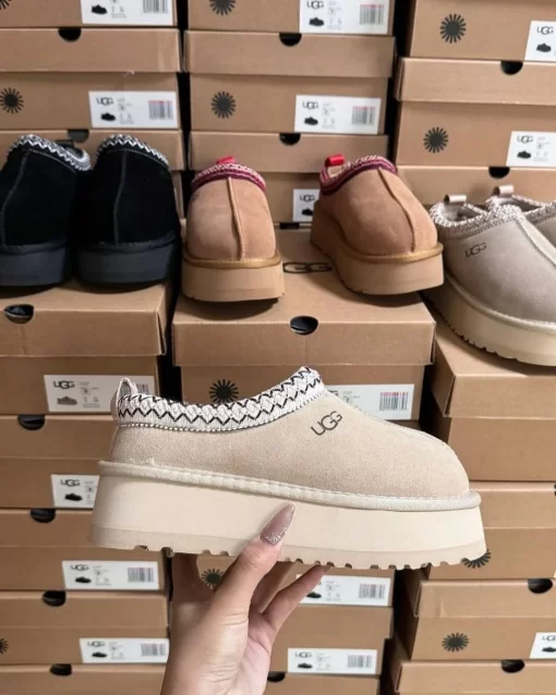 buy UGG shoes pallet online